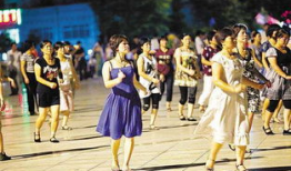 娱乐吃瓜酱广场舞,娱乐吃瓜酱带你领略全民运动风采